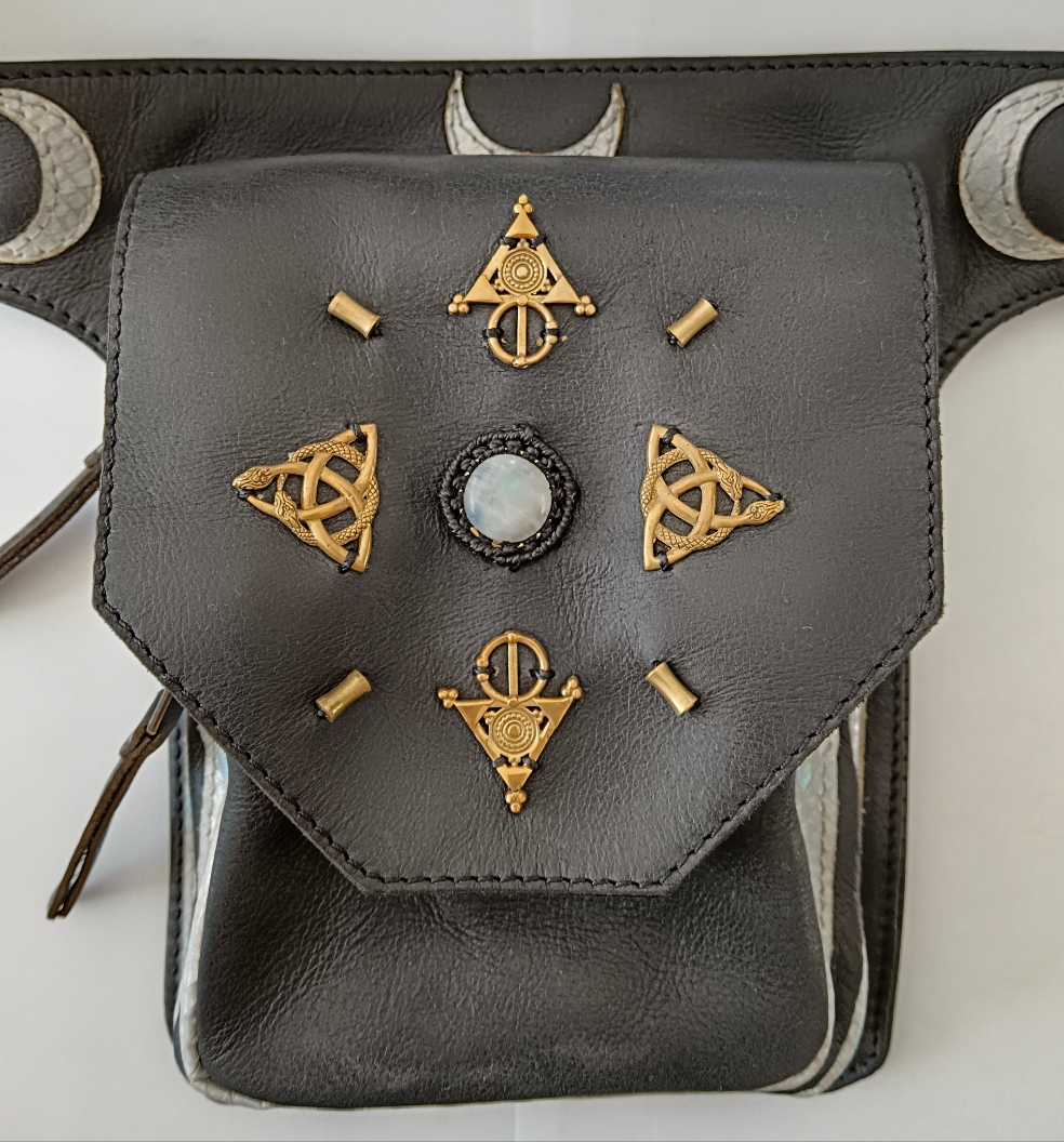 Kamala Leather Pocket Belt - Moonstone with brass snake detail