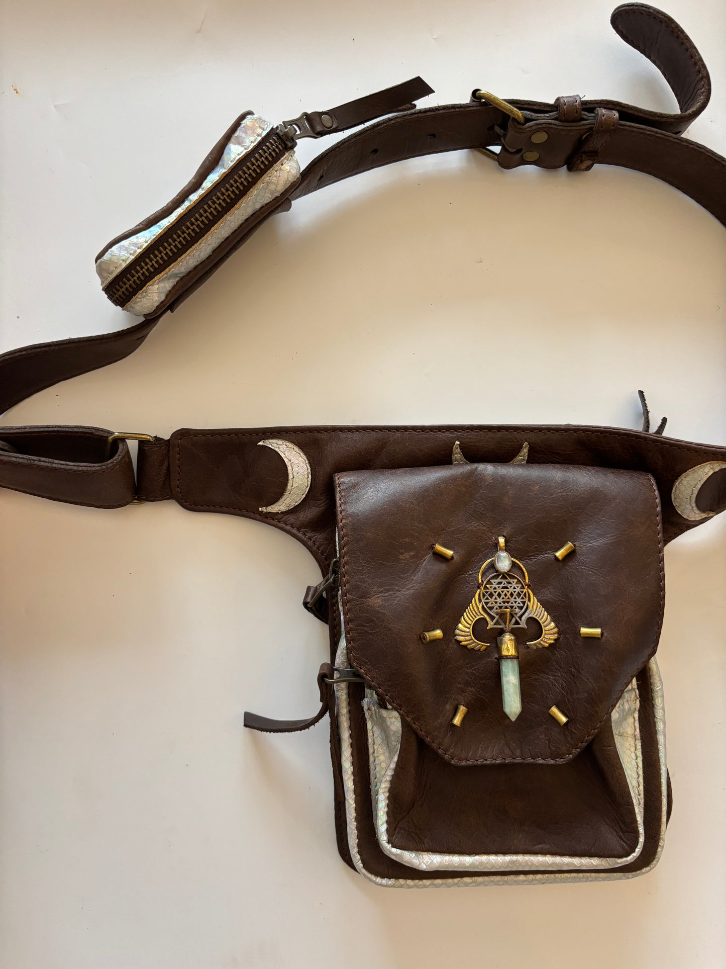 Kamala Leather Pocket Belt -Amazonite Point with wings