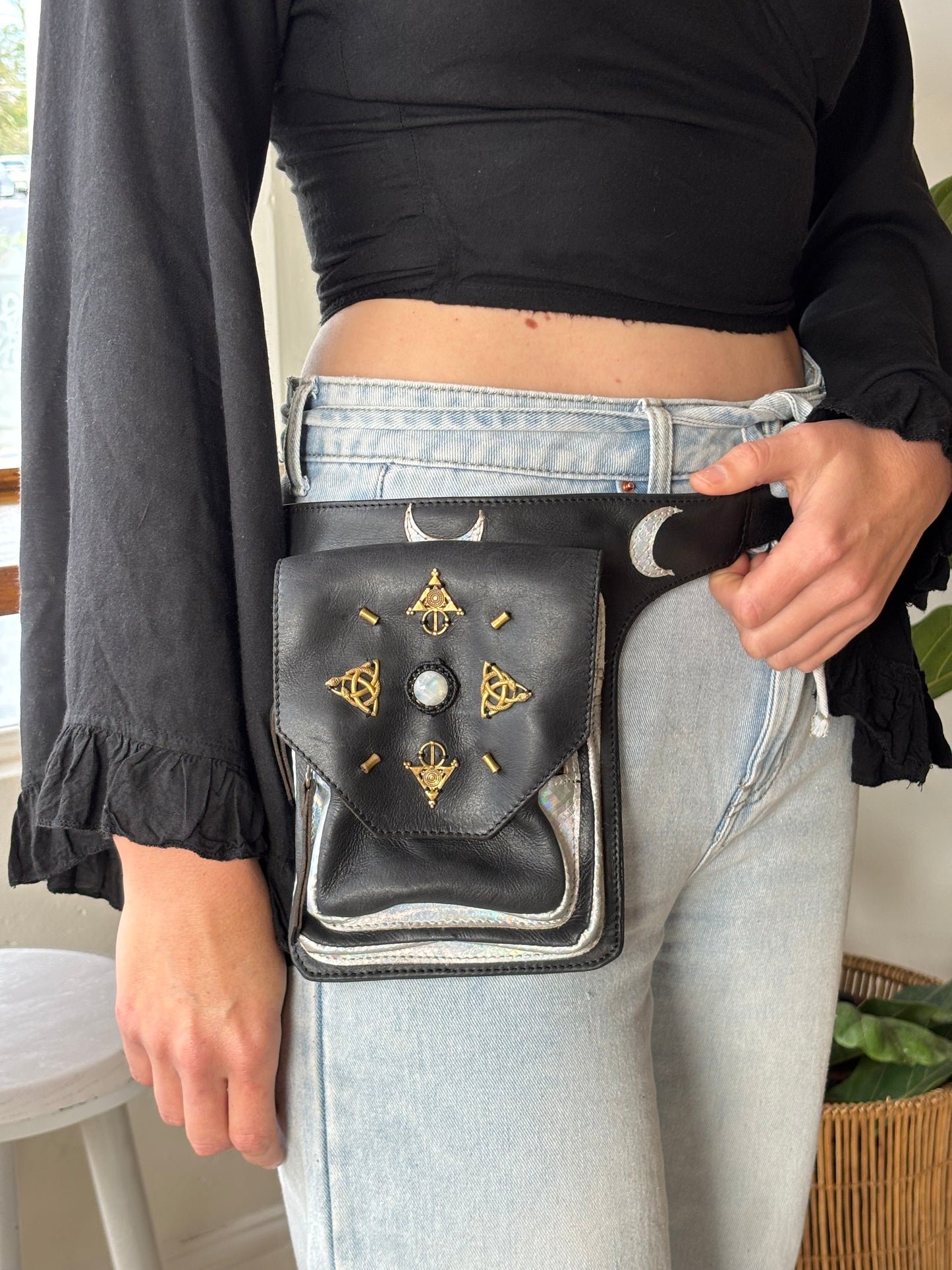 Kamala Leather Pocket Belt - Moonstone with brass snake detail